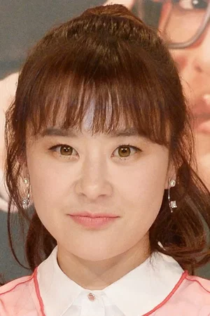  Choi Gang-Hee photo