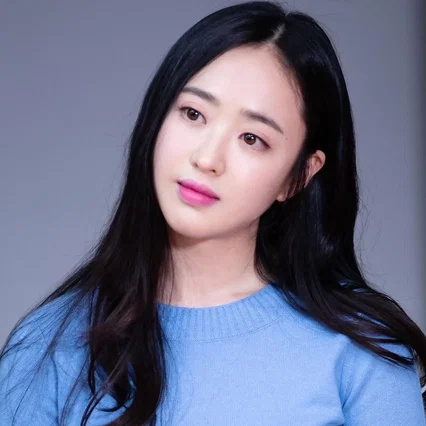  Kim Min Jung