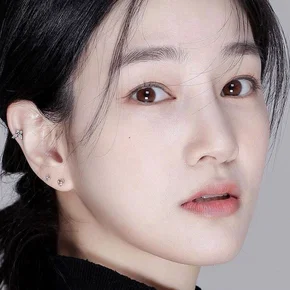 Photo star :  Park Jung-yoon
