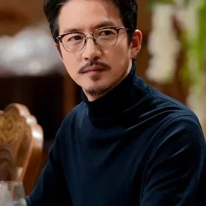 Photo star :  Jeong Jun-ho