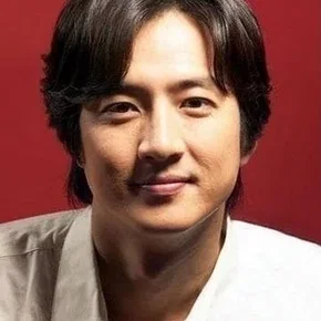 Photo star :  Jeong Jun-ho