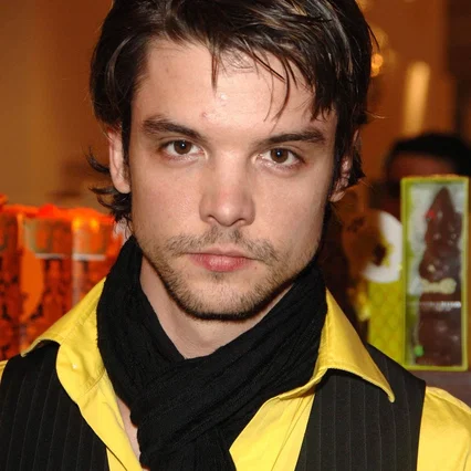  Andrew Lee Potts