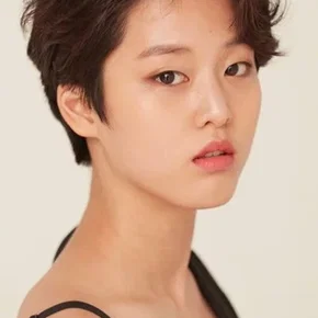 Photo star :  Lee Yeon