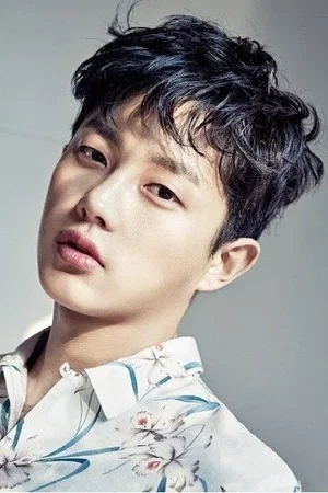  Kim Min Suk  photo