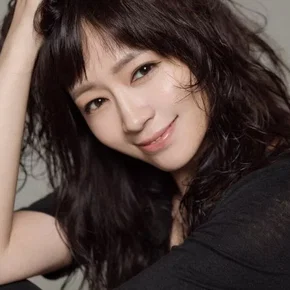 Photo star :  Jeon Ik-ryung