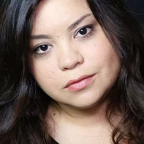 Photo star :  Adrienne Acevedo Lovette