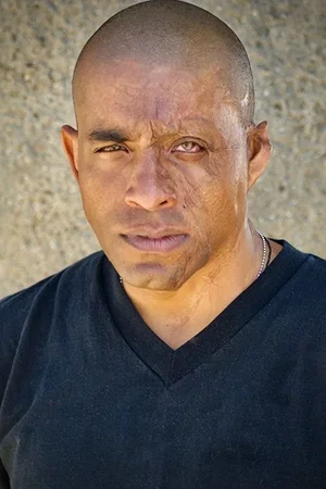  E.R. Ruiz photo