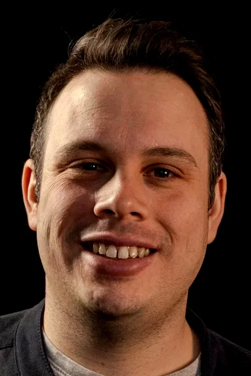  Lawrence Fowler