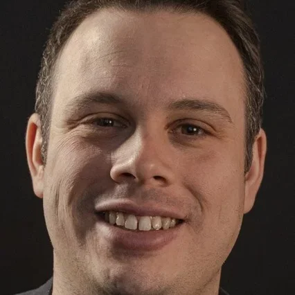  Lawrence Fowler