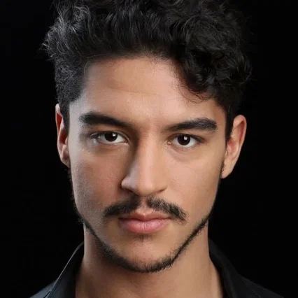  Oscar Moreno