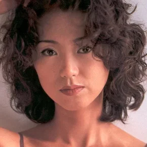 Photo star :  Tomoko Mayumi