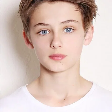  William Franklyn-Miller