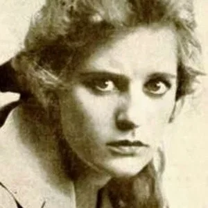  Marie Walcamp