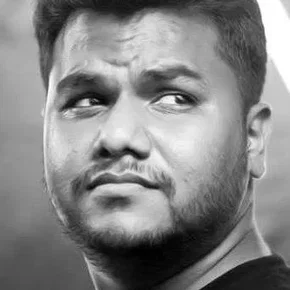 Photo star :  Karthik Shamalan