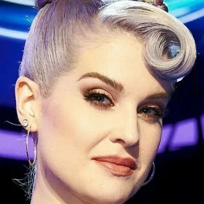 Photo star :  Kelly Osbourne