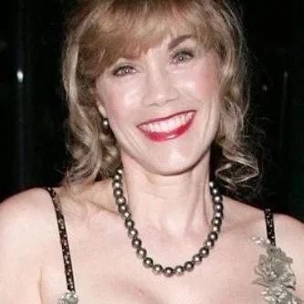  Barbi Benton