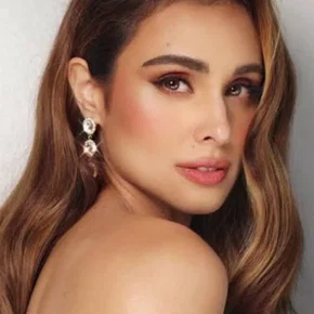 Photo star :  Max Collins