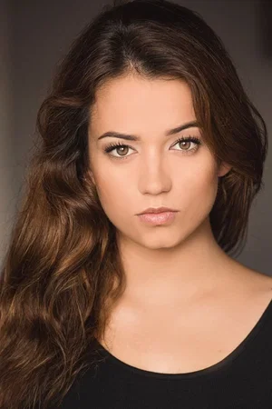  Júlia Creus