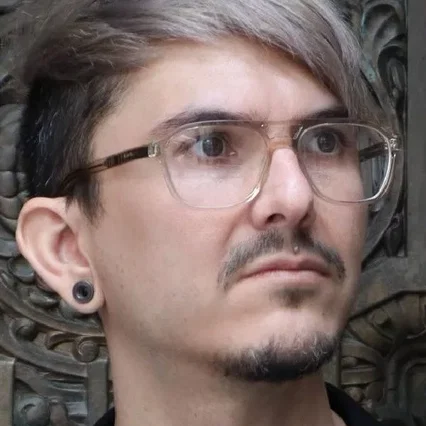  Stuart Ortiz