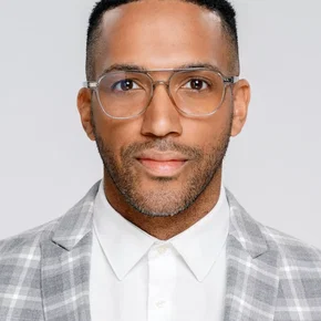Photo star :  Cesár Sampson