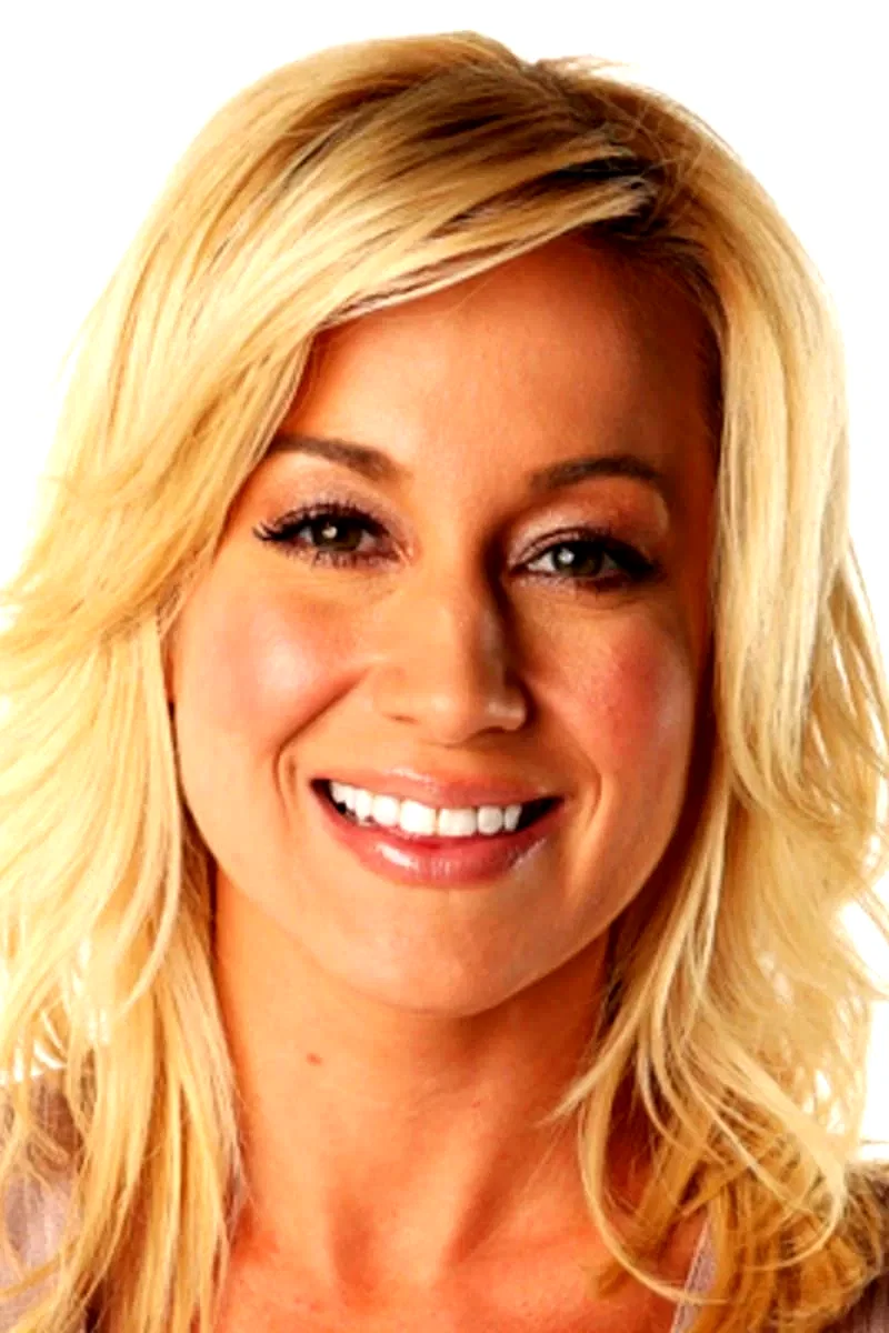  Kellie Pickler