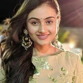Photo star :  Janki Bodiwala