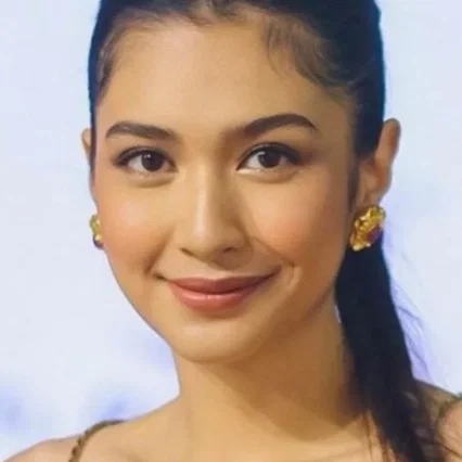  Mikha Tambayong