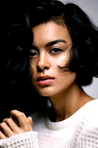  Eva Celia