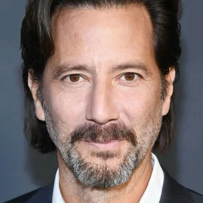 Photo star : Henry Ian Cusick