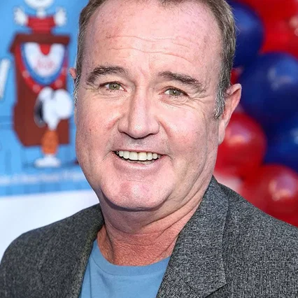  Peter Robbins