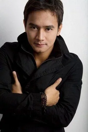  JM de Guzman photo