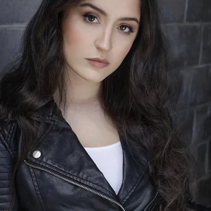  Kaitlyn Boyé