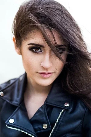  Kaitlyn Boyé