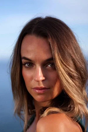 Bianca Bradey