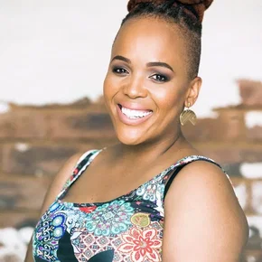 Photo star :  Tumi Morake