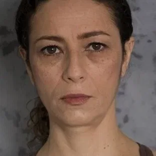  Cyria Coentro