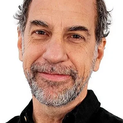  Roberto Bomtempo