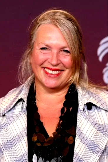  Kate Hawley