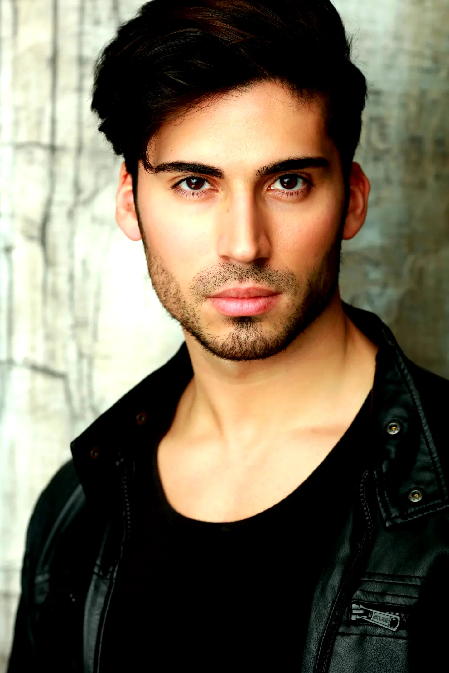  Ramiro Leal