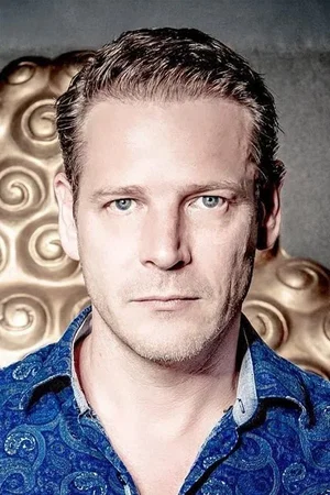  Nicholas Facey photo