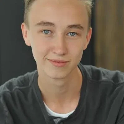  Ruairi MacDonald