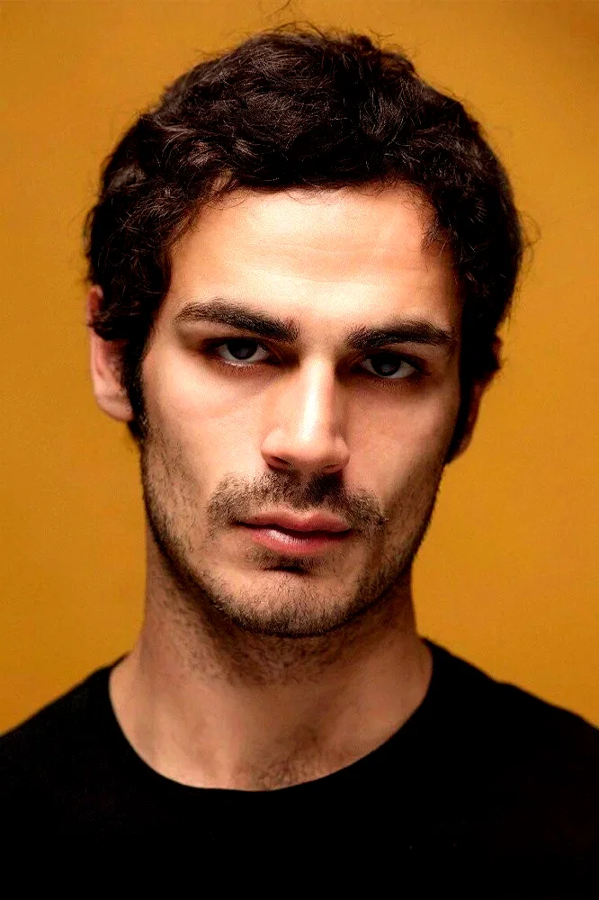  Erdem Kaynarca
