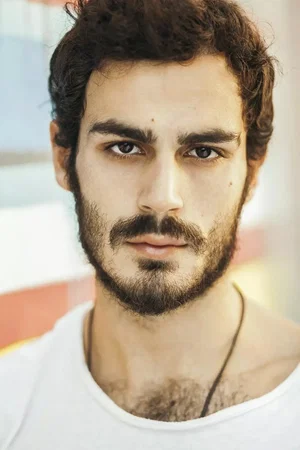  Erdem Kaynarca