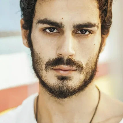  Erdem Kaynarca