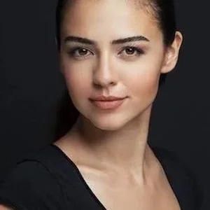  Aslıhan Malbora