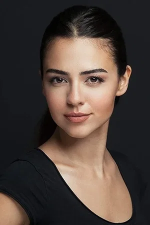  Aslıhan Malbora photo