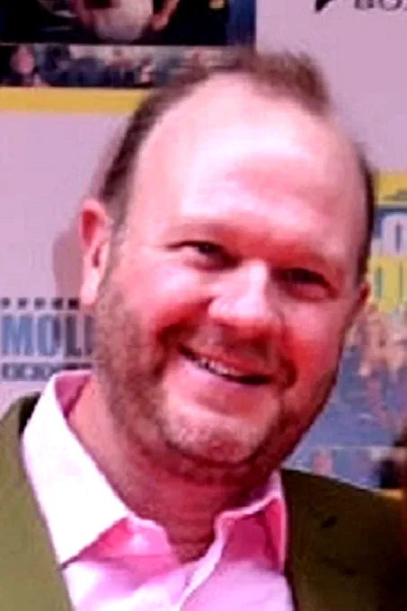  Steven Nesbit