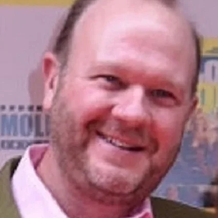  Steven Nesbit