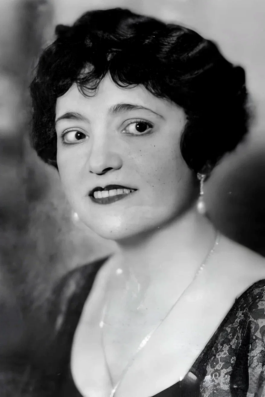  Marguerita Sylva