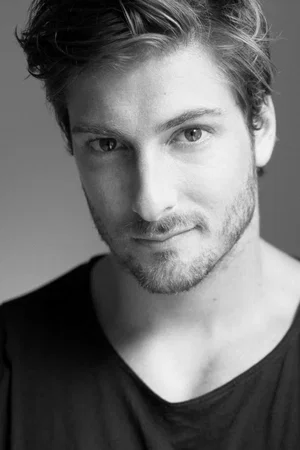  Daniel Lissing photo